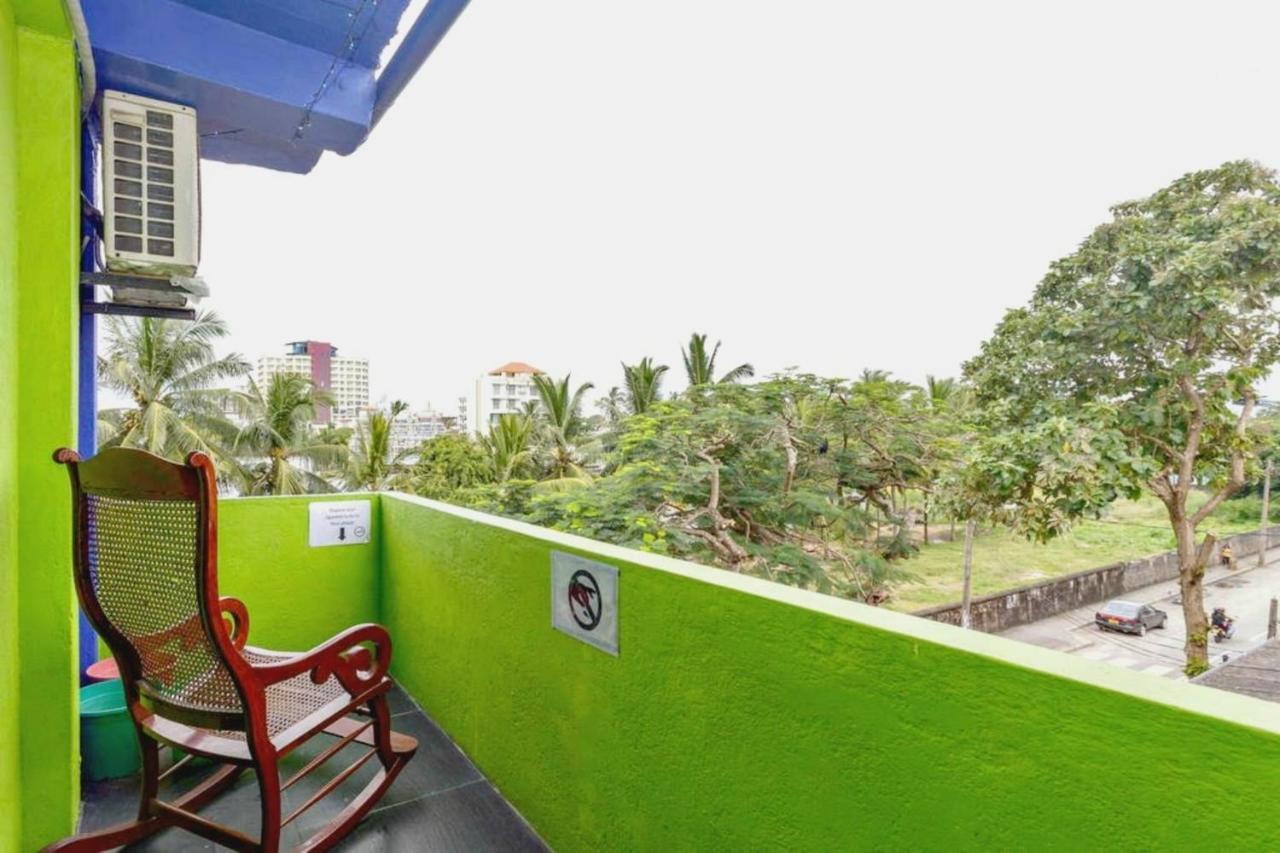The Beehive Colombo Hotel Buitenkant foto