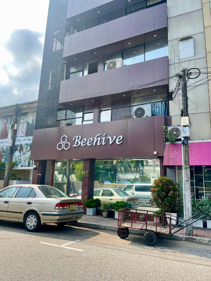 The Beehive Colombo Hotel Buitenkant foto